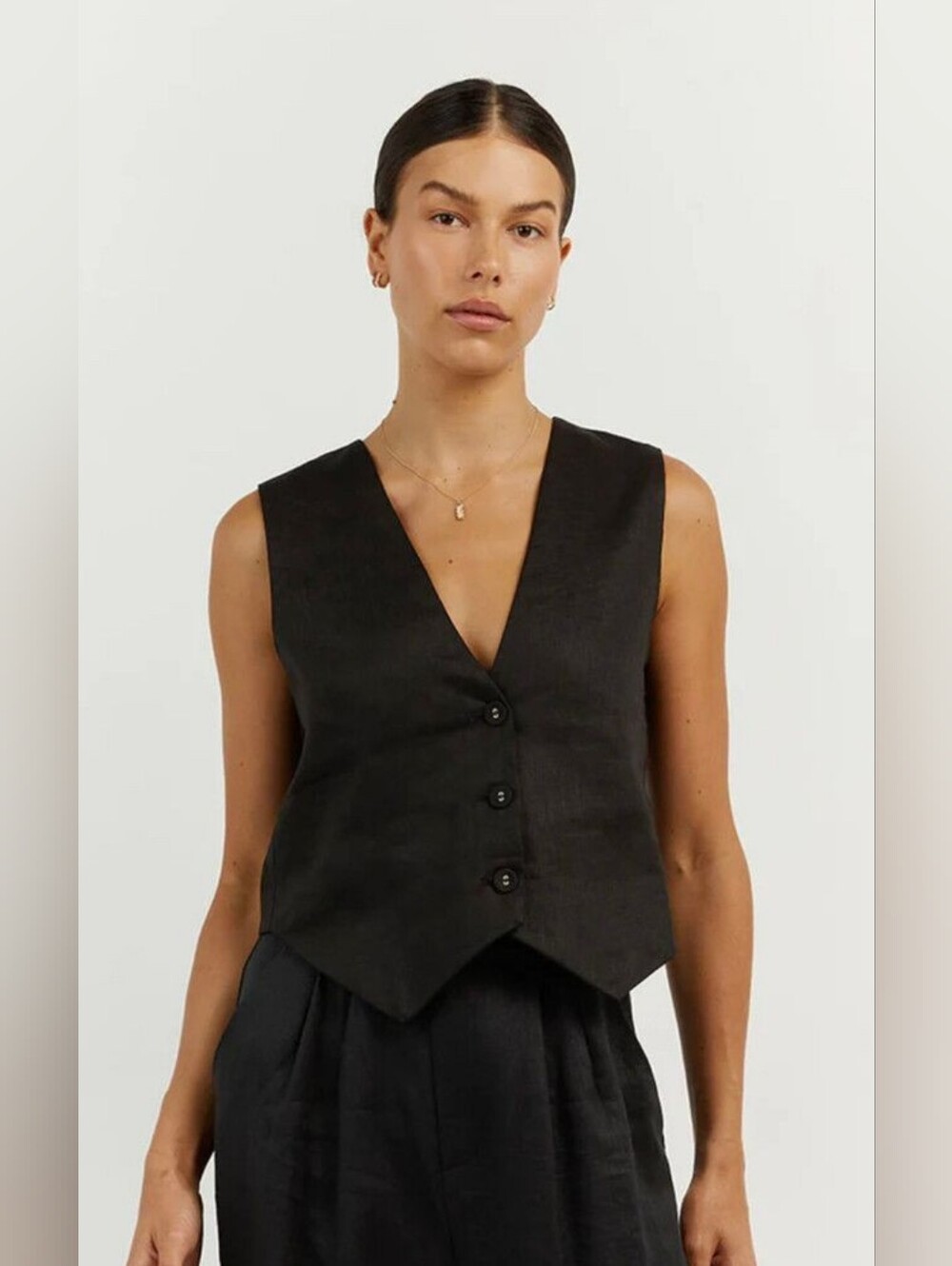 DISSH Black Banks Linen Vest